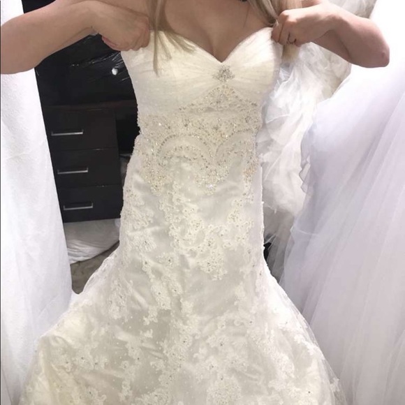 casablanca Dresses & Skirts - Wedding dress size 4